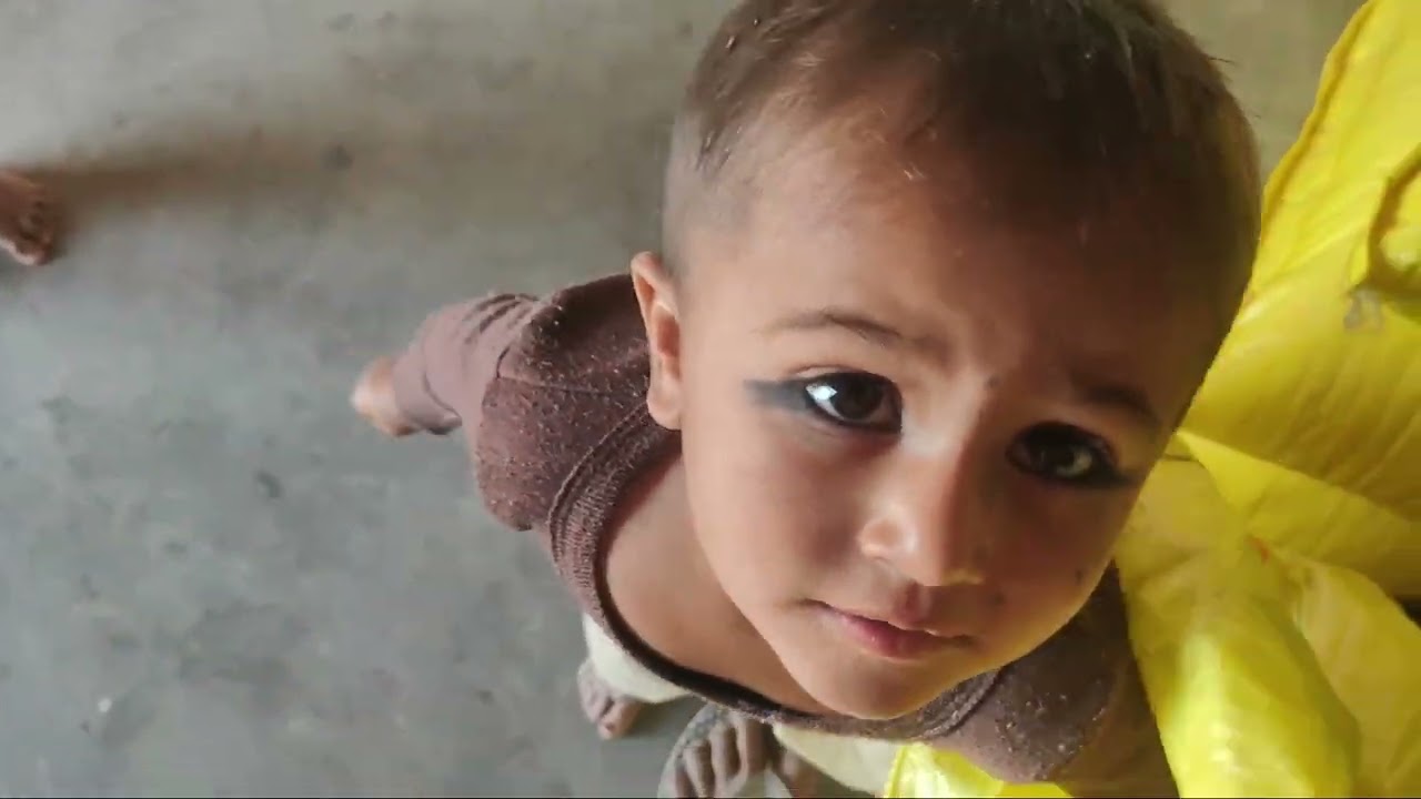 Mujhe mummy ko kahan se utha kar dena