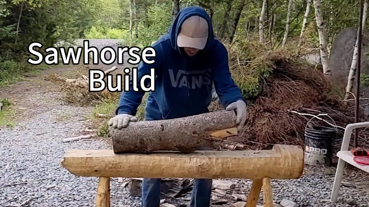 Building a no nails log Sawhorse