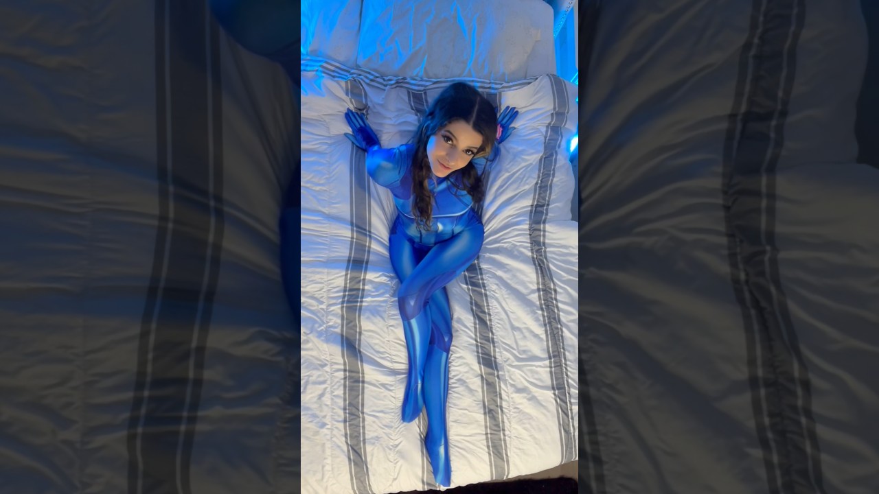 this trend but with my Samus bodysuit 💙 #egirl #foryou #gamer #fyp #gaming