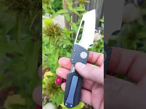 The Winter Blade Co Factor is not only an amazing  but also a part of History. Magnetic Knife!