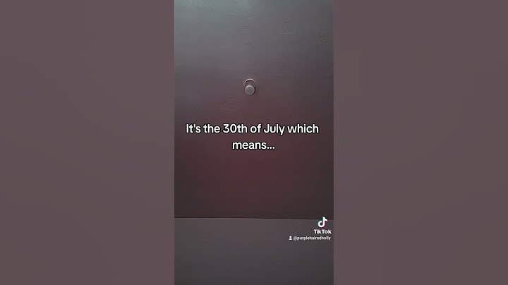 It's the 30th of July which means... #shorts #christmas #christmascountdown #xmas #christmasinjuly