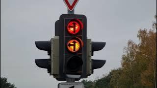 Klaipėda, Šiaurės pr. - H. Manto - Liepojos šviesoforai su rodyklėmis (3) Traffic lights with arrows