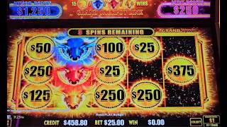 Cash Horns Causes Stampede at Casino - Massive Features - Betting up to $100 spins!! PART 1 of 2 screenshot 2