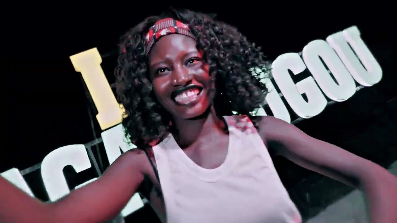 Watch Kosa Pic - Samsa (Clip Officiel) on YouTube Watch Kosa Pic - Samsa (Clip Officiel) on YouTube