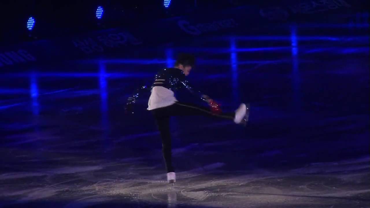 ICE ALL STARS 2009 : Yuna Kim - Michael Jackson Mix Music