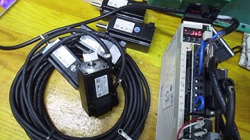 Yaskawa SGMJV 01ADL21 Servo motor and SGDV  R90A01A Servo drive is JOG testing.