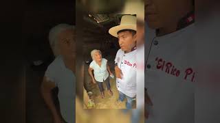 triste realidad ayudando a familias padres