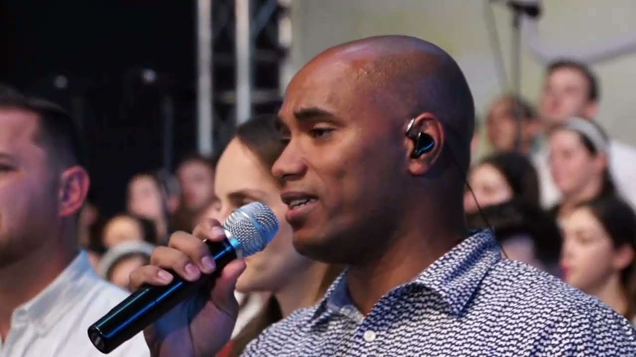 Cand Isus Hristos m-a mantuit - Speranta si Prietenii 2023  IASI - live