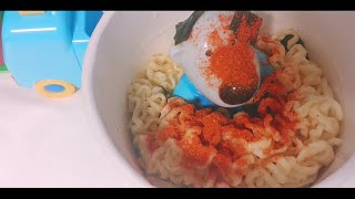 pororo eating show red noodle~#toyfunny