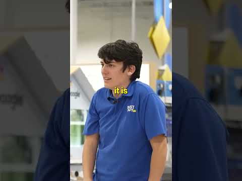 Worker Was Trying His Best Not to Break Character💀 #funny