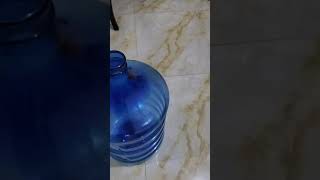 jual galon air minum 19 liter dari bahan PET original. bebas BPA dan sudah food grade plastic.