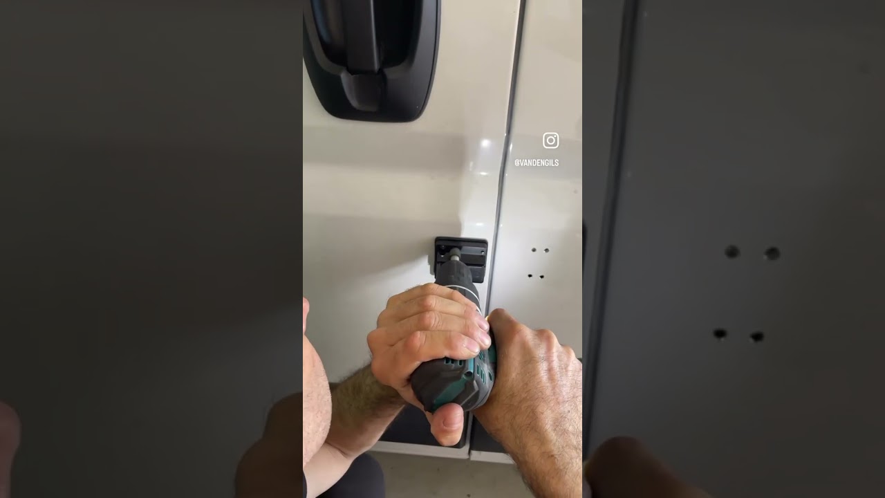 Pensando en instalar los Thule Van Lock? 