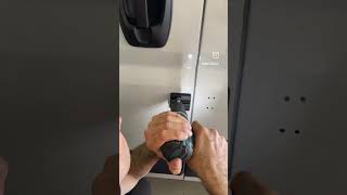 Pensando en instalar los Thule Van Lock #vanlifers #thule