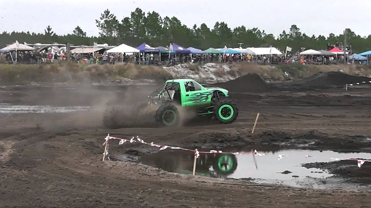 Swamp Fox Vs Total Kaos Hog Waller Mud Bog