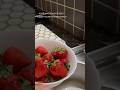 клубника в шоколаде из подручных материалов 🍓🍫 | клубникавшоколаде #клубника #рецепт #рецепты