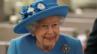 Queen introduced to Irn Bru drink as Prince William tells her 'you can taste the girders'