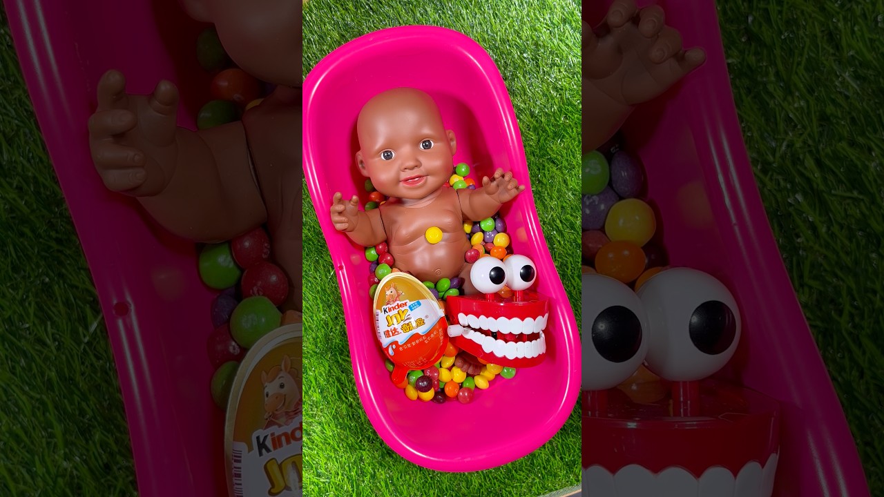 Full of 3 Rainbow BathTubs Candy with M&M's & Magic Slime Cutting