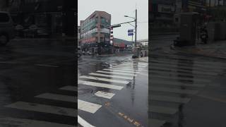 Running through Busan like it’s a movie scene 🎬✨