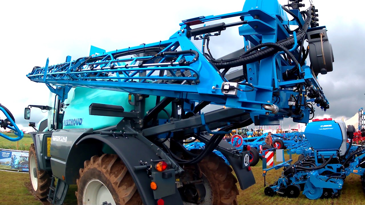 Berthoud Raptor 3240 Ec-Tronic 6-Cyl Diesel Self Propelled Sprayer (175 HP)