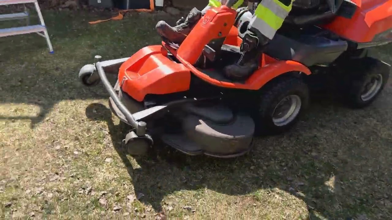 Åkgräsklippare Husqvarna R18AWD