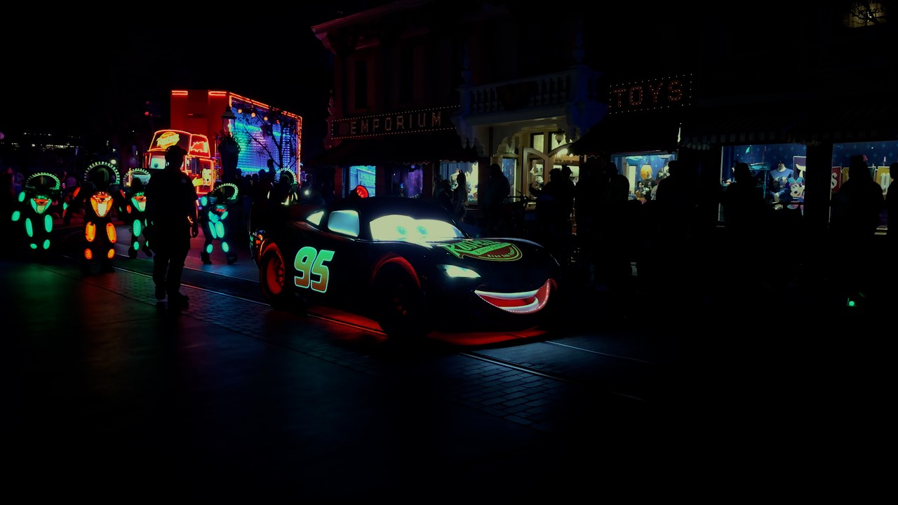 The Return of Paint the Night January 2026 | Disneyland