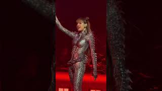 LISA - LALISA @ Coachella 2025 4K FANCAM