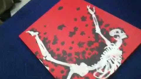 Stapling and showing off gallery wrapped canvas