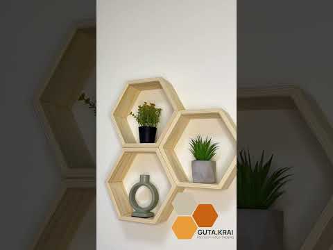 Декоративна дерев'яна полиця сота на 3 місткі відділення Дерев'яні полиці 490 мм завширшки, видео 1