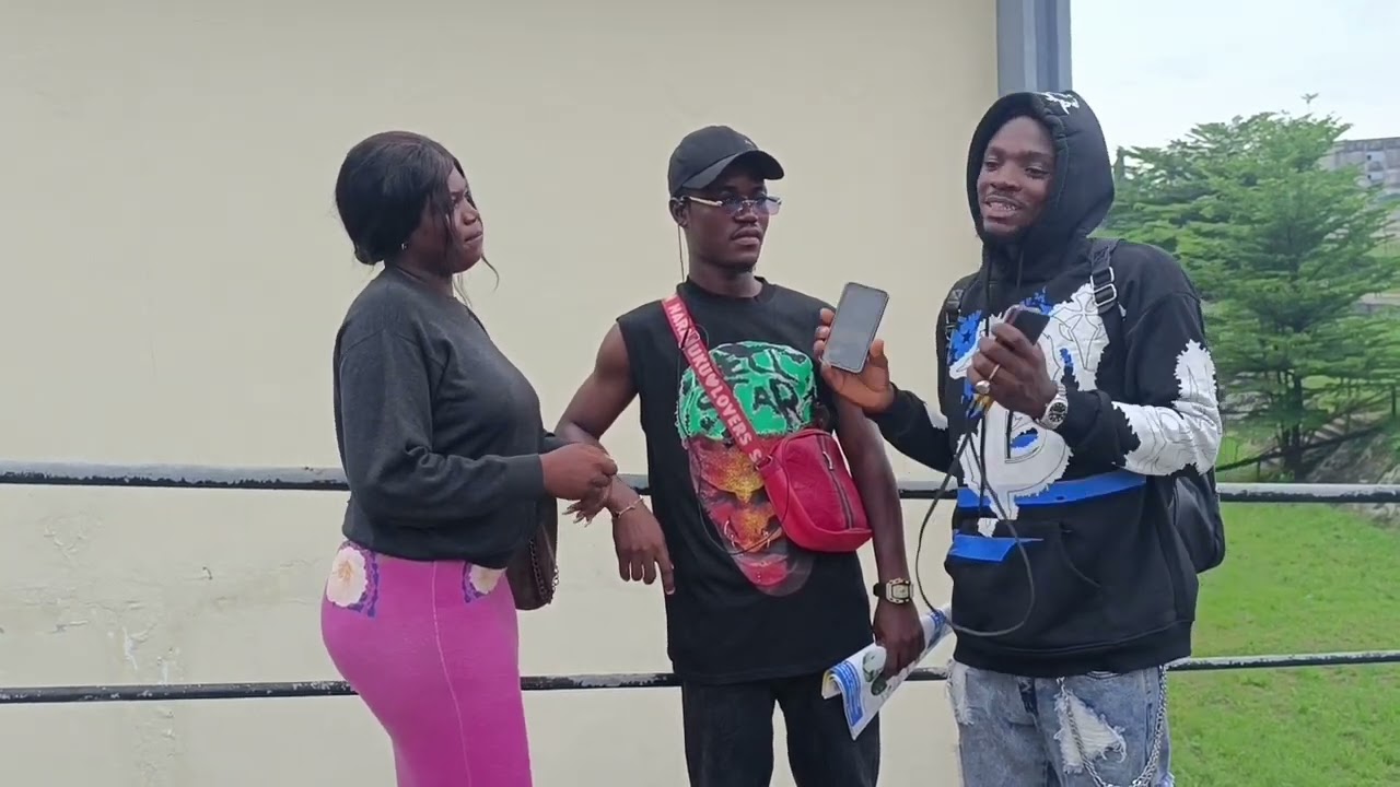 Test de fidélité qui finit mal car il refuse de déverrouiller son téléphone.