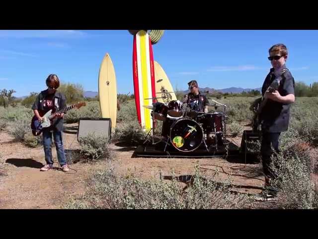 Surf Medley - Hawaii Five-0 / Wipe Out / Pipeline (Cover) by Don't Tell Mom class=