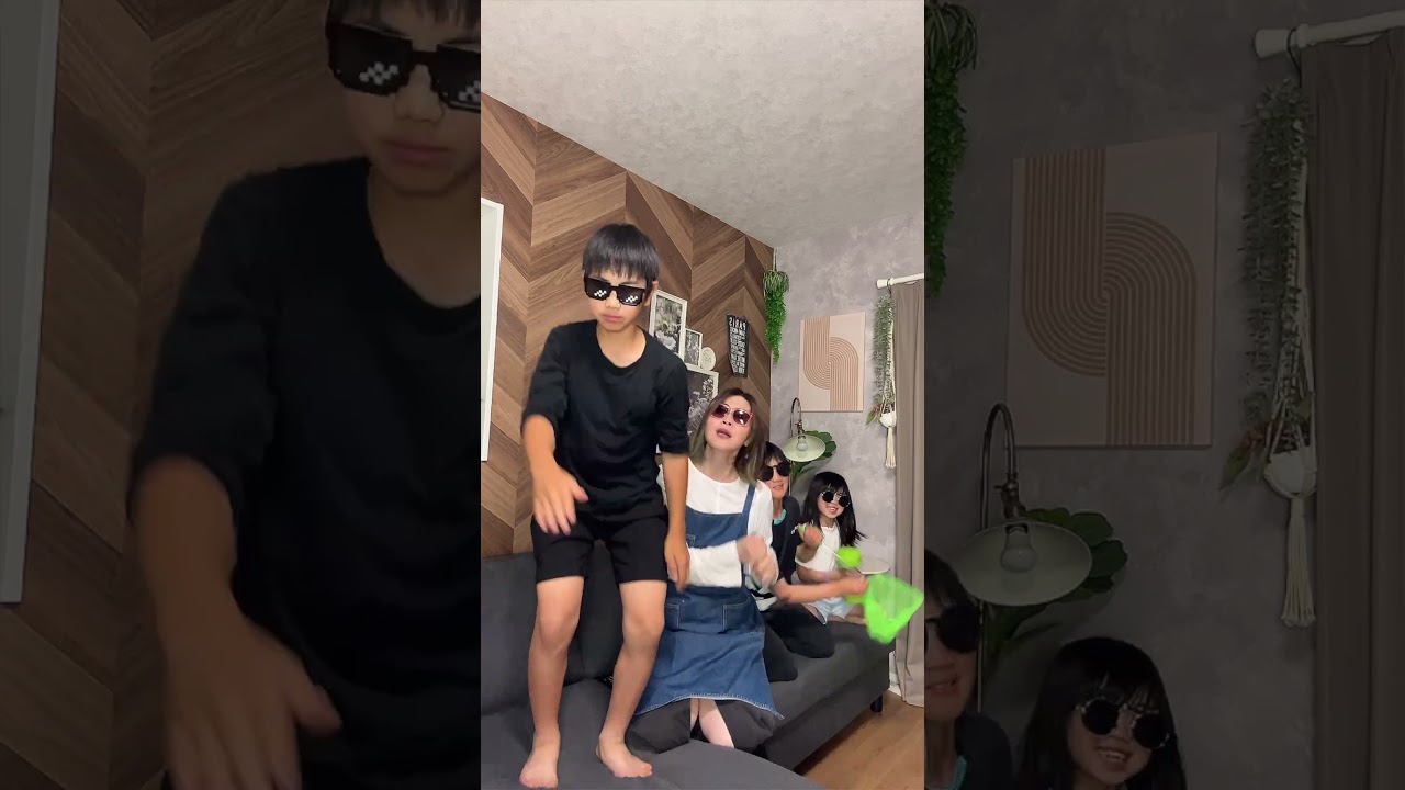 親子で好きなもの持って漕いでみた♪ #歌ってみた #夜の踊り子 #親子 #ママ