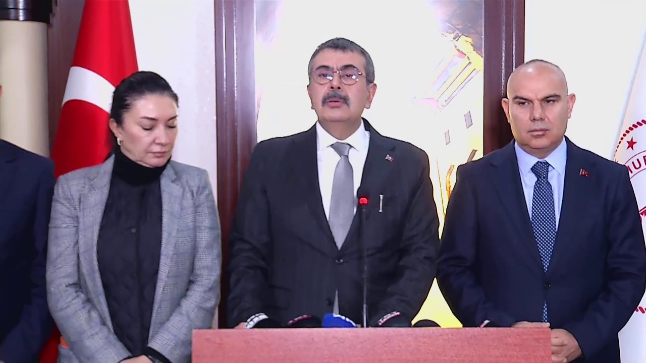 Bakan Tekin, 2025 - 2026 Eğitim Öğretim Yılı Birinci Dönemine İlişkin Değerlendirmelerde Bulunuyor
