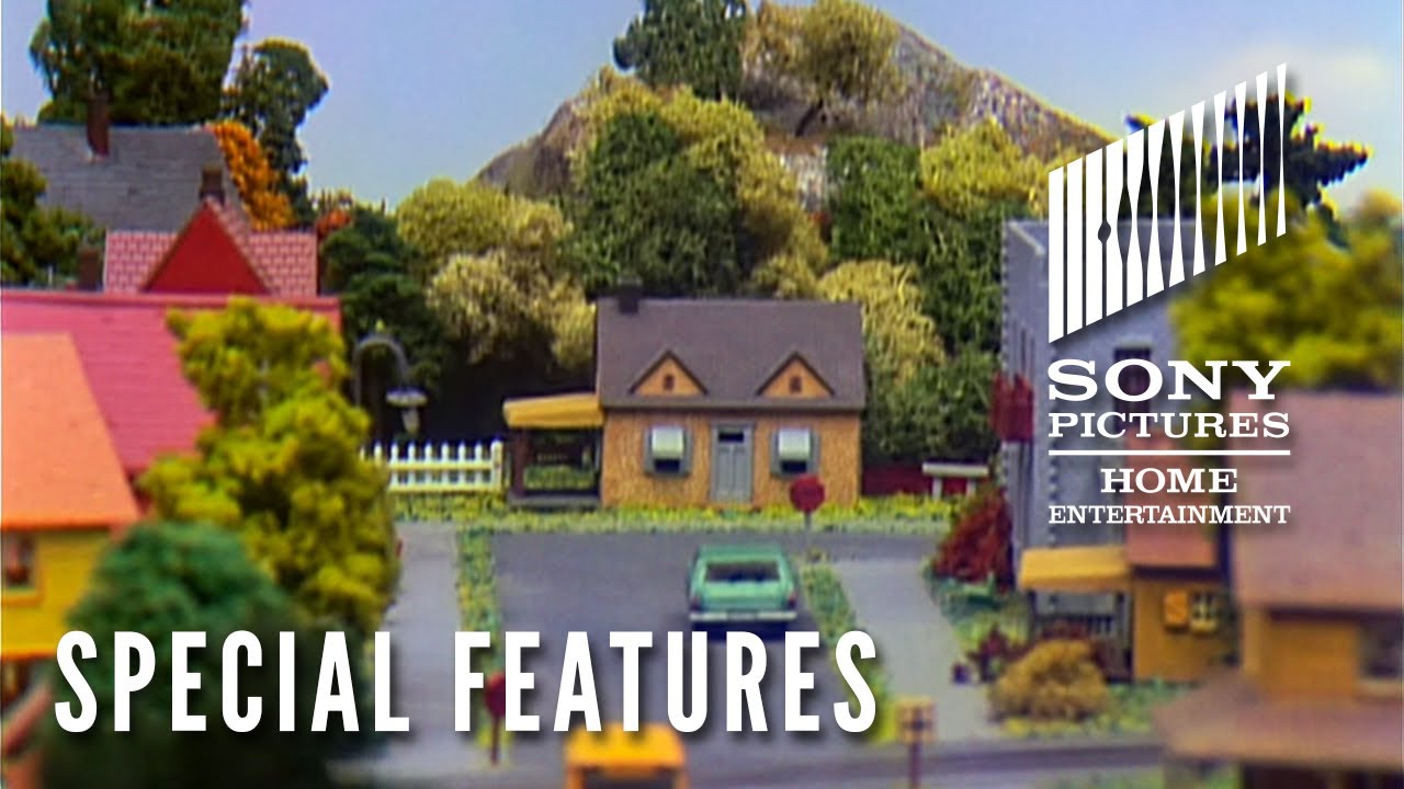 Special Features Clip
