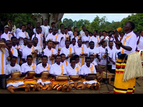 President Waitu by Obukwenda Kapyemi Choir Faith of Unity YK Museveni