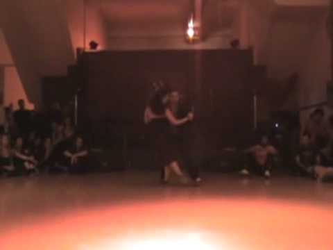 Cristian Duarte & Lilach Mor- en El Gardel de Medellin.