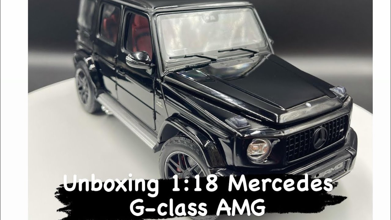 NZG Mercedes-Benz G-Klasse 4x4² W463 White 1/12