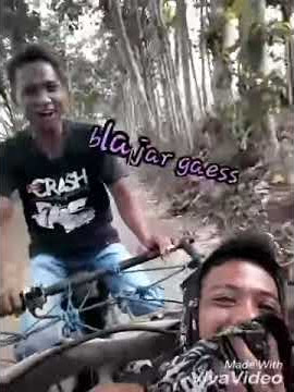 Tahan tawa 25 detik becak gaess