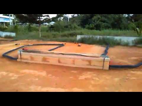 1/10 Buggy bash at SBS track 11 Nov 2014 - YouTube