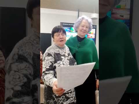 Татьяна Воробьева читает свой стих на встрече литклуба #цмджулебино #цмд #авторскиестихи #москва