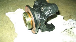 Chevy 10 bolt 8.5 pinion yoke replacement