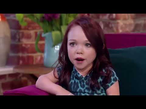 გოგონა უჩვეულო გარეგნობით - 19 წლის ჯორჯია, რომელიც 2 წლის ბავშვს ჰგავს