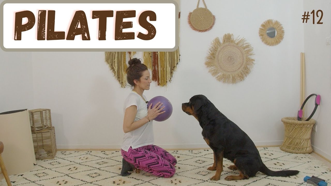 En forme et à poil 🤣avec un ballon