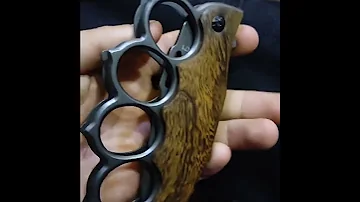 بوكس وسكين 