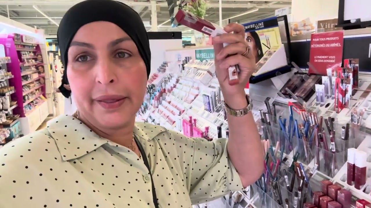 ‏بمناسبة نجاح بناتي ￼ وعدتهم نشتري لهم ويش يحبه شوفوا اشتريت لهم😊🥰🇩🇿💪🏽💃