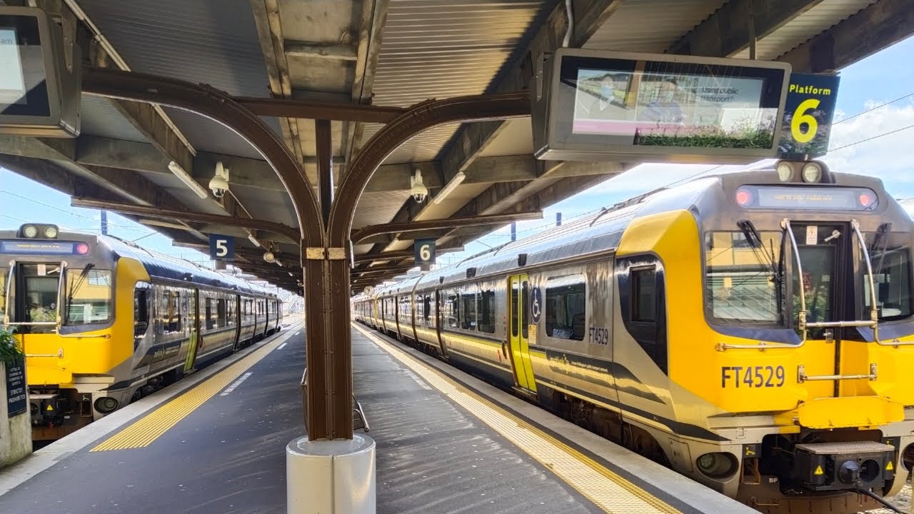 Wellington Railway Station , New Zealand (Part 1) YouTube