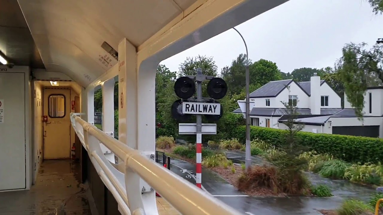 DXR honking and chugging, Kiwi Rail, GE U26C, Coastal Pacific 701, New Zealand Railway
