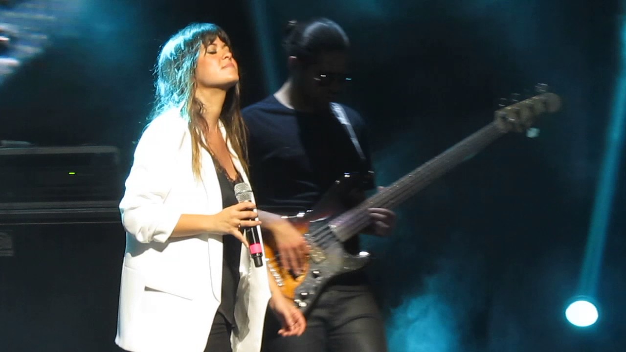 VANESA MARTIN/ SUCEDERA/ (Adriana Camaño)