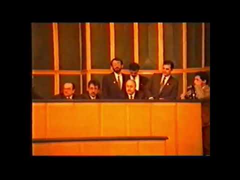 Yasin Hatipoğlu Konuşurken Erbakan Hoca Salona Giriyor - 1992