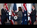 Kamala Harris praises Australian gun laws