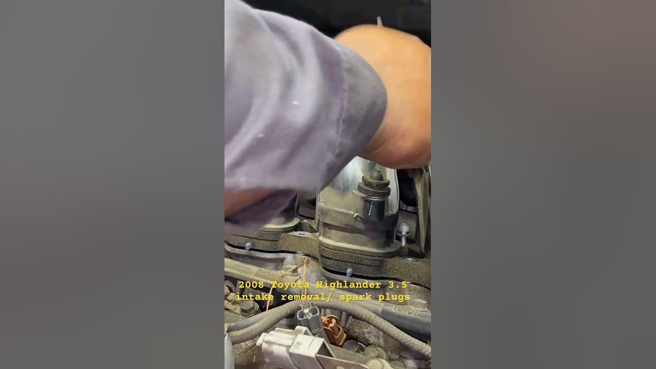266 2008 to 2010 toyota highlander 3 5 intake removal sparkplugs